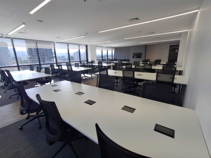 Foto de la sala Oficina privada para 48 puestos en Pinheiros, São Paulo (2/5)