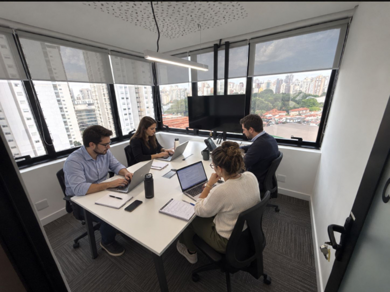 Sala 1304 C - com janela